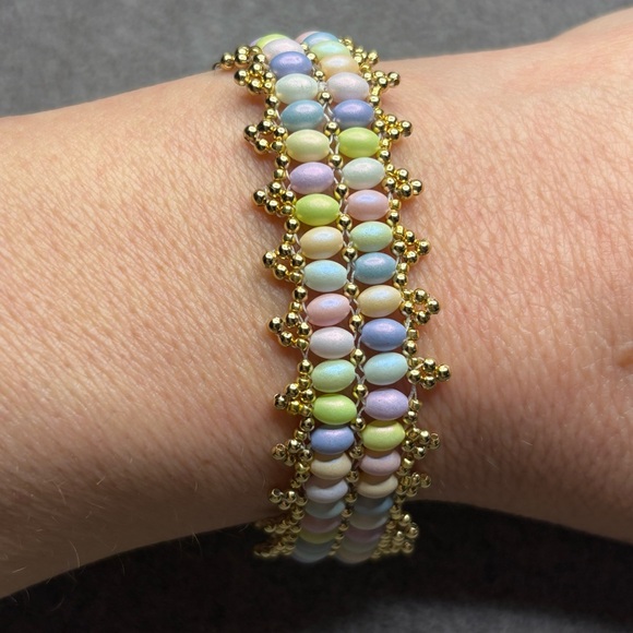 Hand Crafted Jewelry - Artisan Hand Crafted Pastel Colored Glass Beaded Bracelet Gold Easter Spring